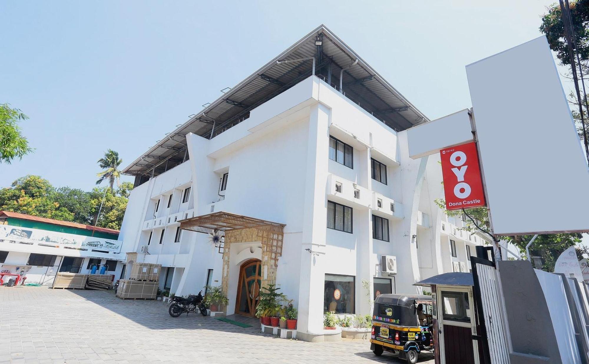 فندق Super Townhouse Dona Castle كولاّم المظهر الخارجي الصورة